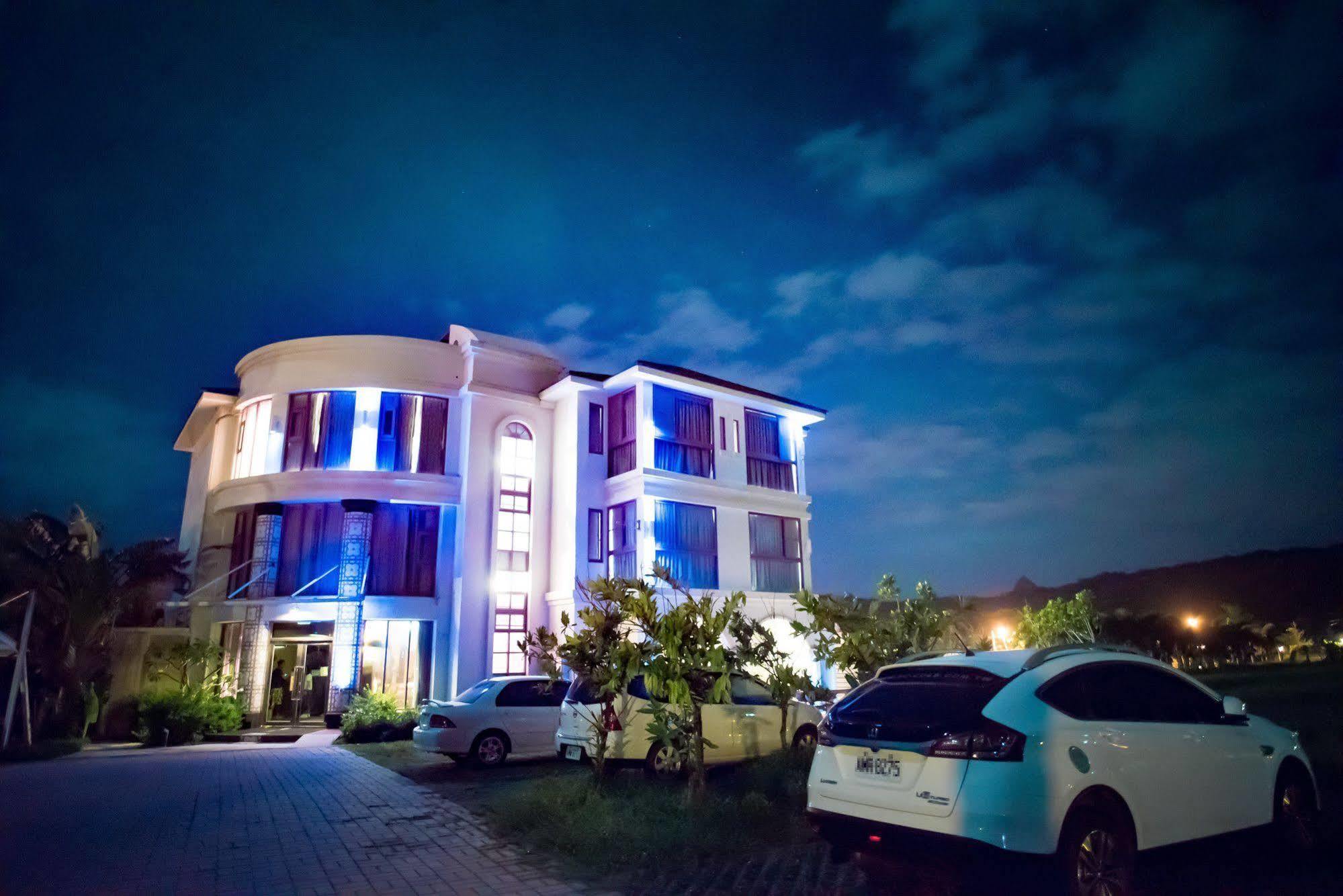 Dufa Luxury Manor Bed & Breakfast Heng-ch'un Екстериор снимка